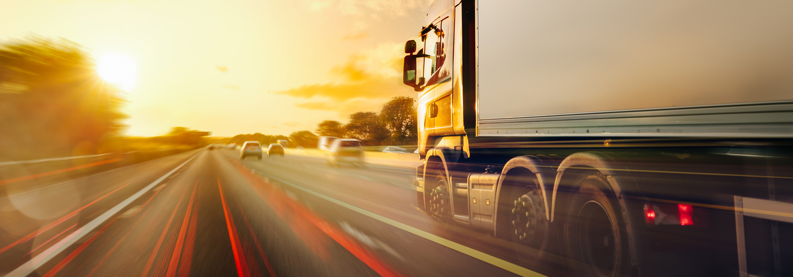Roadside fibre is a game-changer for transportation authorities, road users, and for communities located along roadways. Dura-Line creates the physical pathways that enable safer, more efficient travel across all modes, as well as the middle mile links that extend connectivity to remote and underserved locations.  
